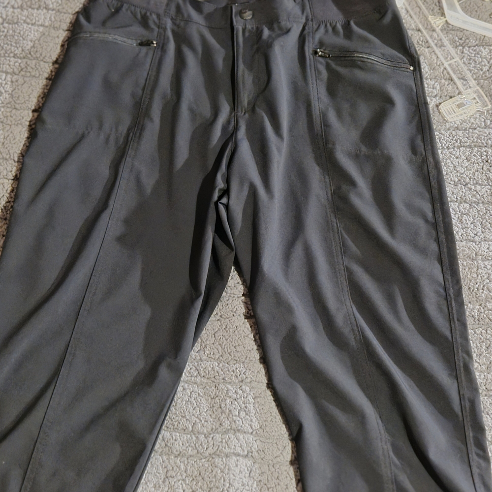 Lee Women's Black Capris